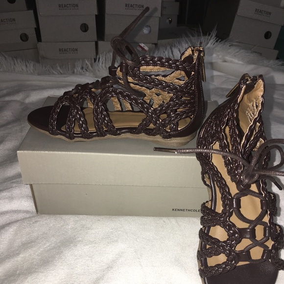 NEW Kenneth Cole Reaction girls sandals - Picture 8 of 8